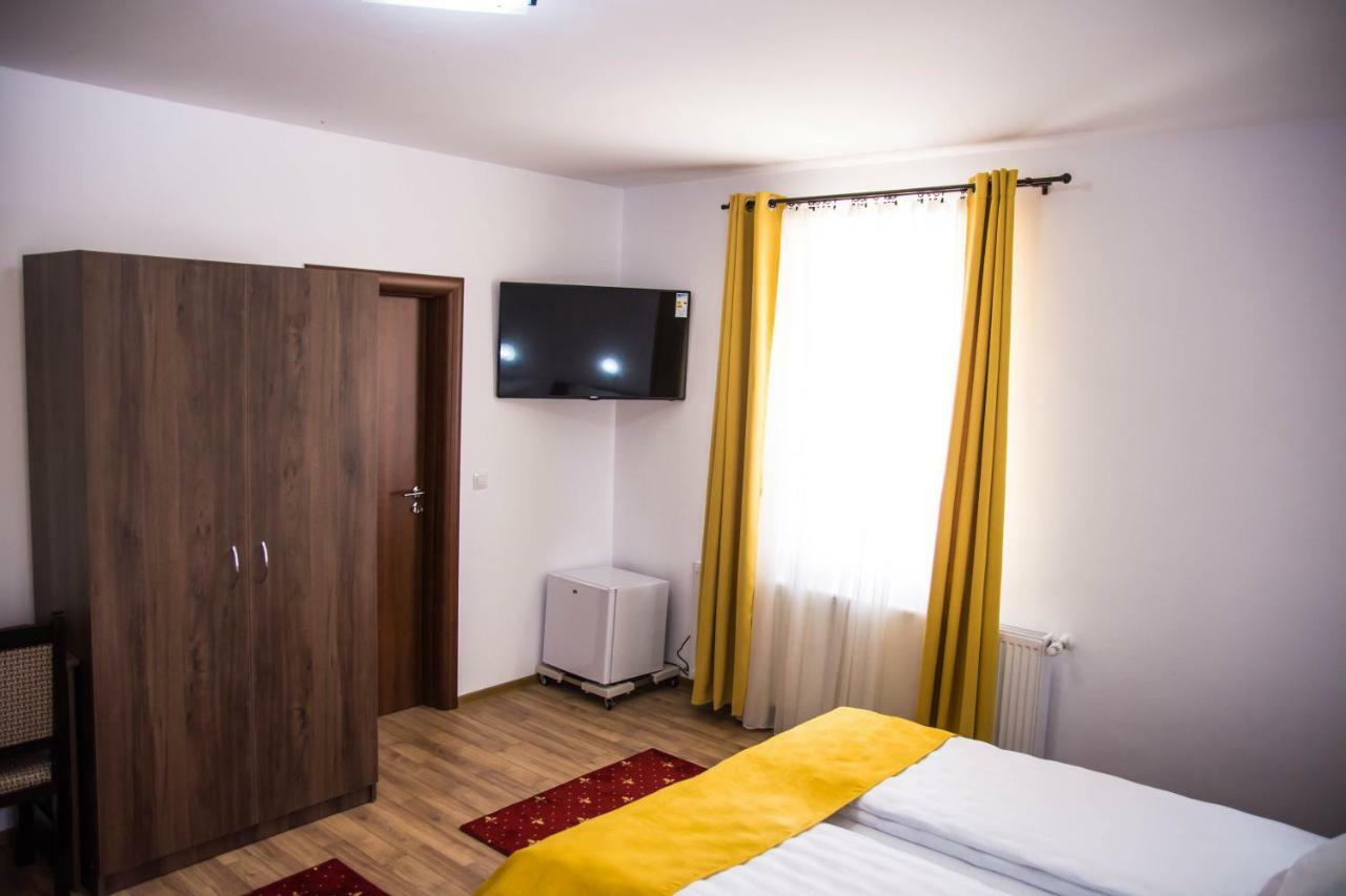 Pensiunea Iliada Sibiu Luaran gambar